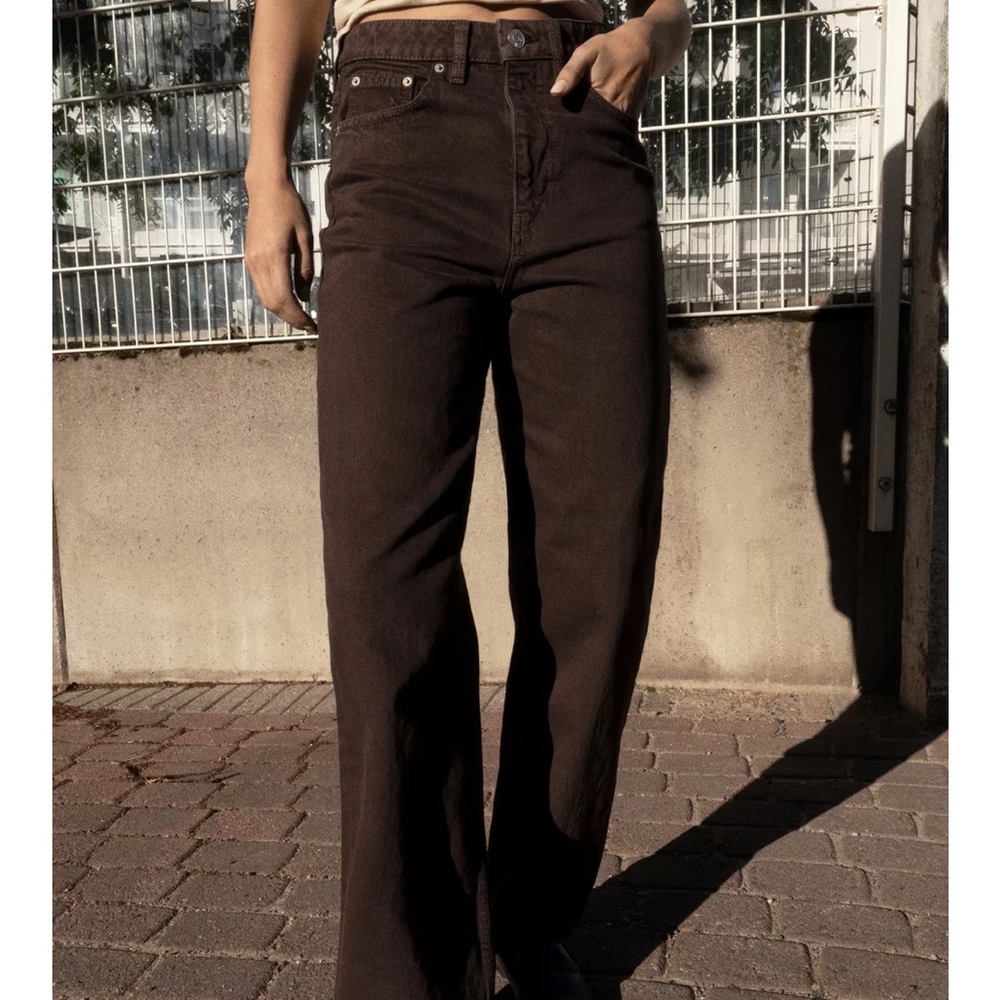 Mom Fit High Waist Brown Jeans - Picture 2 of 7